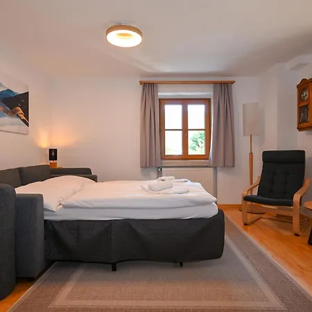 Schmitten 27 & By In One צל-אם-זי