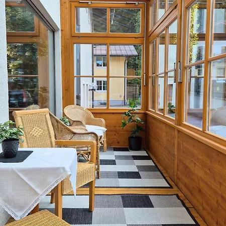 Schmitten 27 & By In One צל-אם-זי